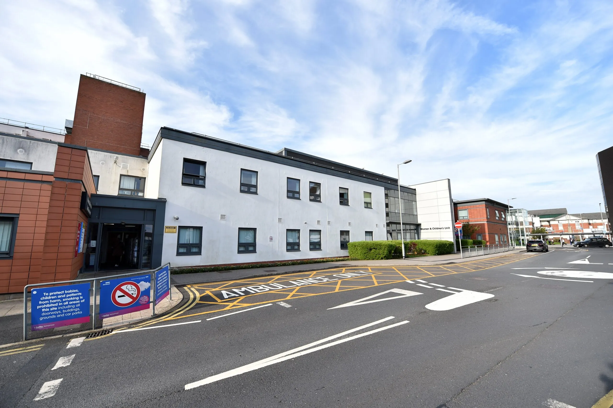 Entrance to the Women & Children’s Unit at Victoria Hospital featuring Comelit-PAC access control system for hospital safety